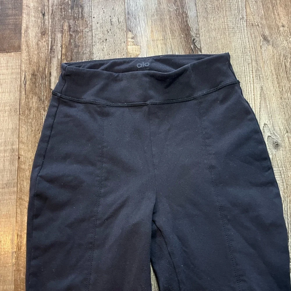 Alo Airbrush High-Waist Flutter Legging Black XS